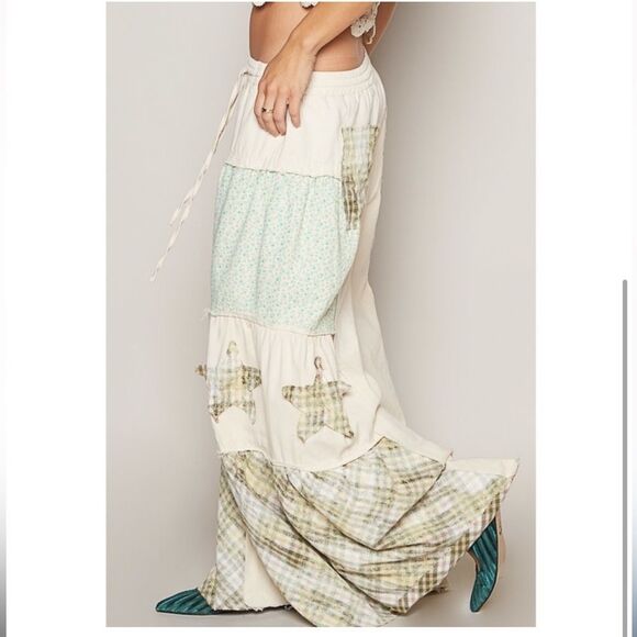 New POL “The Brielle" Oatmilk Wide Leg Plaid Star Pants Jeans - Picture 2 of 4